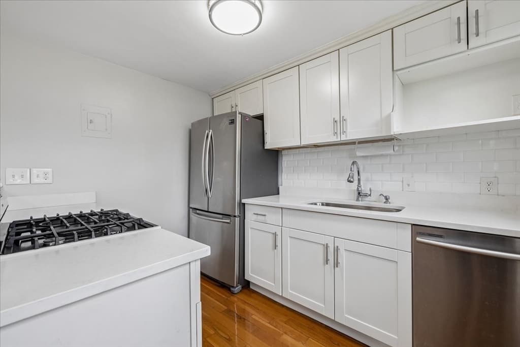 48 Newman Rd # 48, Malden MA 02148 photo 2