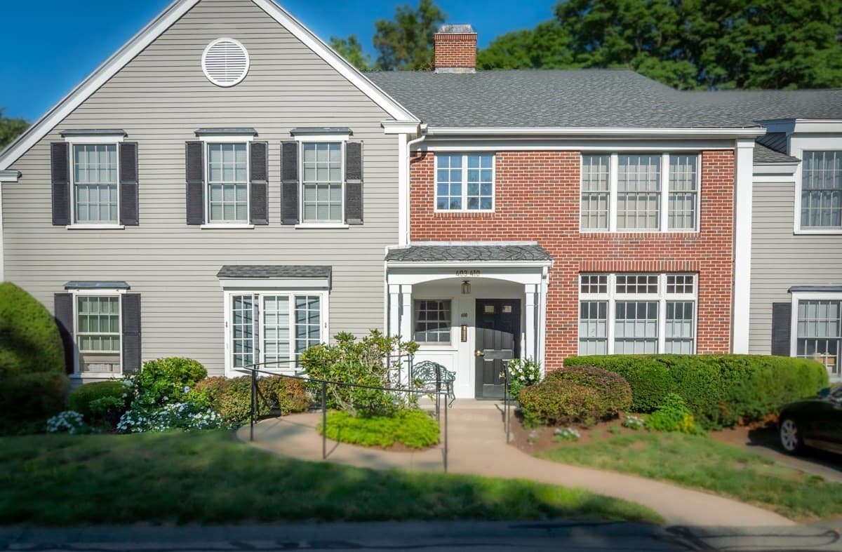 409 Old Country # 409, Wenham MA 01984