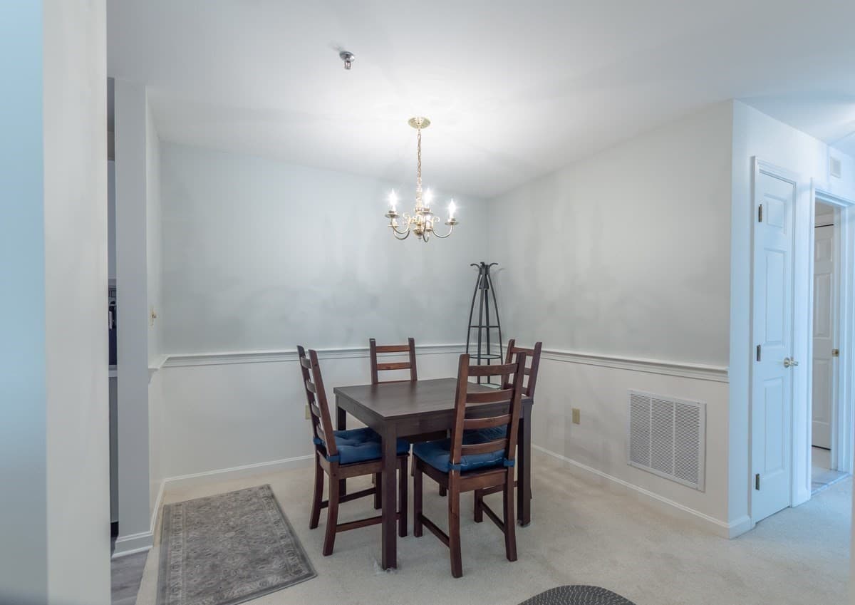 Stock Cooperative at 409 Old Country # 409, Wenham MA 01984, photo 8 of 26
