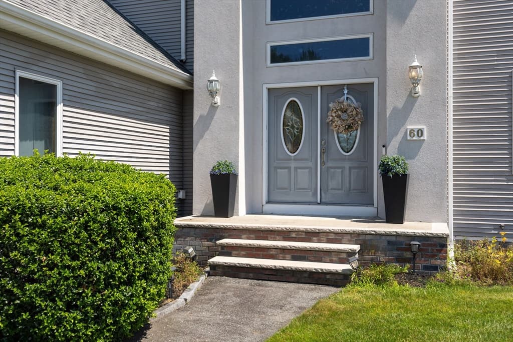 60 Bryan Drive, Taunton MA 02780 photo 2