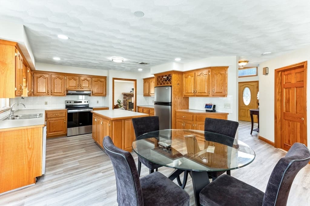 60 Bryan Drive, Taunton MA 02780 photo 9