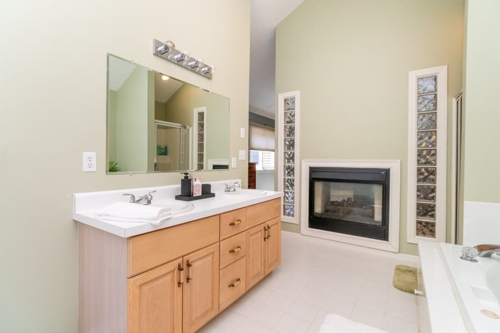 60 Algonquin Trail # 60, Ashland MA 01721 photo 16