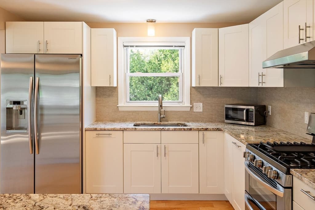 56 Winfield St, Norwood MA 02062 photo 6