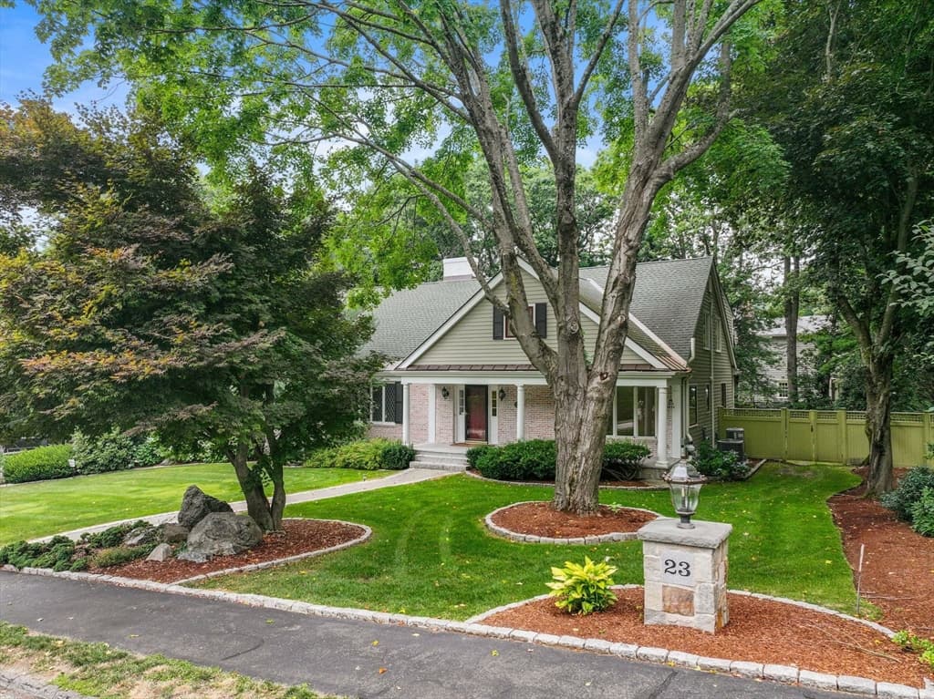 23 Bellevue, Wellesley MA 02481