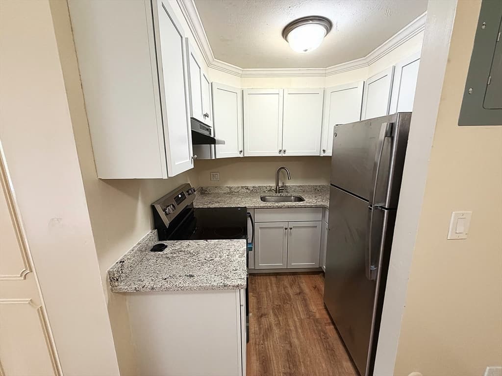 9 Hannon St, Boston MA 02124 photo 6