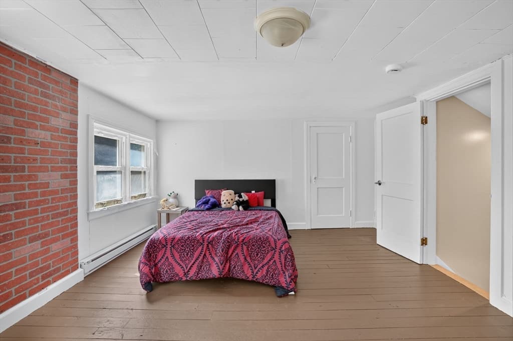 22 Fruit St, Leominster MA 01453 photo 27