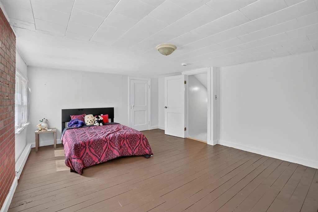 22 Fruit St, Leominster MA 01453 photo 28