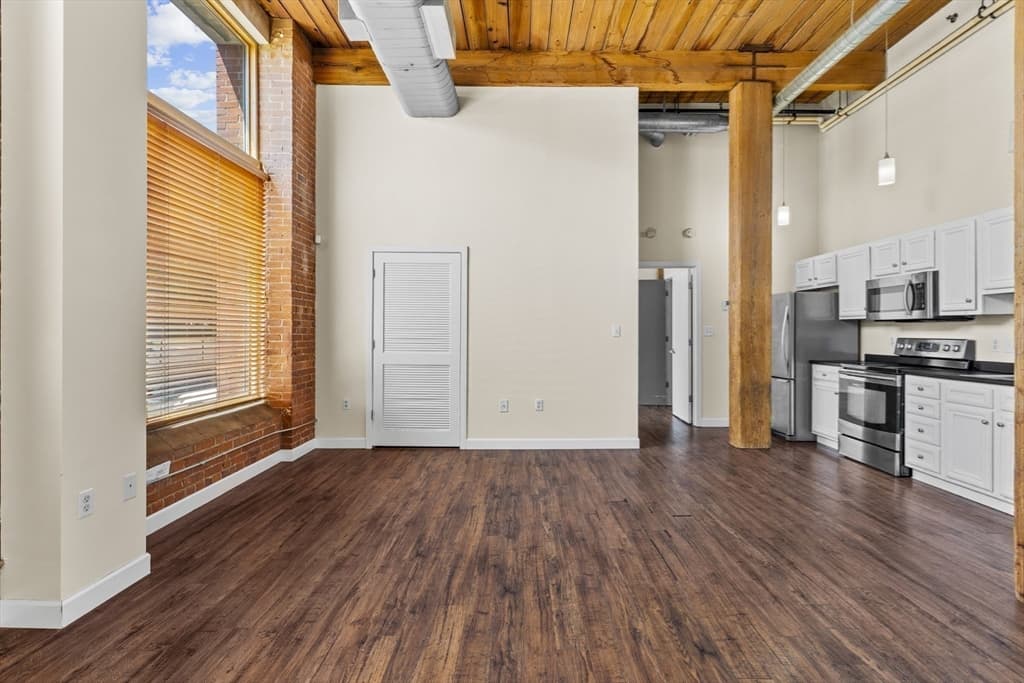 146 Court St # 103, Brockton MA 02302 photo 14