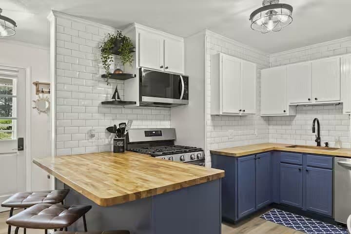 Condominium at 230 Gosnold, Barnstable MA 02601, photo 17 of 40