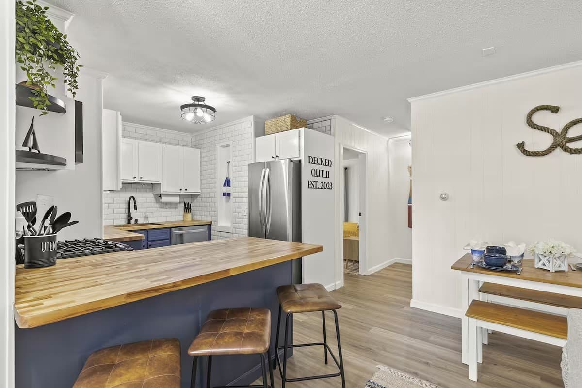 Condominium at 230 Gosnold, Barnstable MA 02601, photo 16 of 40