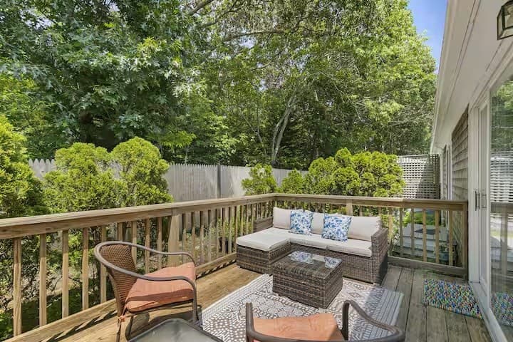 Condominium at 230 Gosnold, Barnstable MA 02601, photo 5 of 40