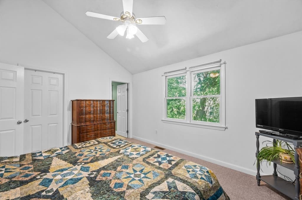 11 Fleming St, Lowell MA 01851 photo 20