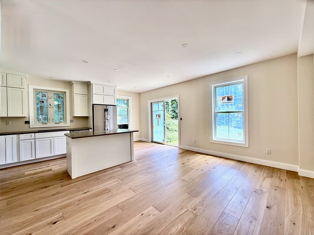 94 Lyman Rd # B, Northampton MA 01060 photo 2
