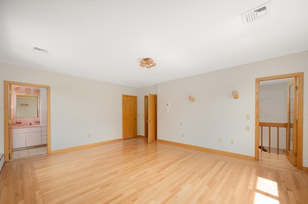 14 Maxcy Dr, Providence RI 02906 photo 24