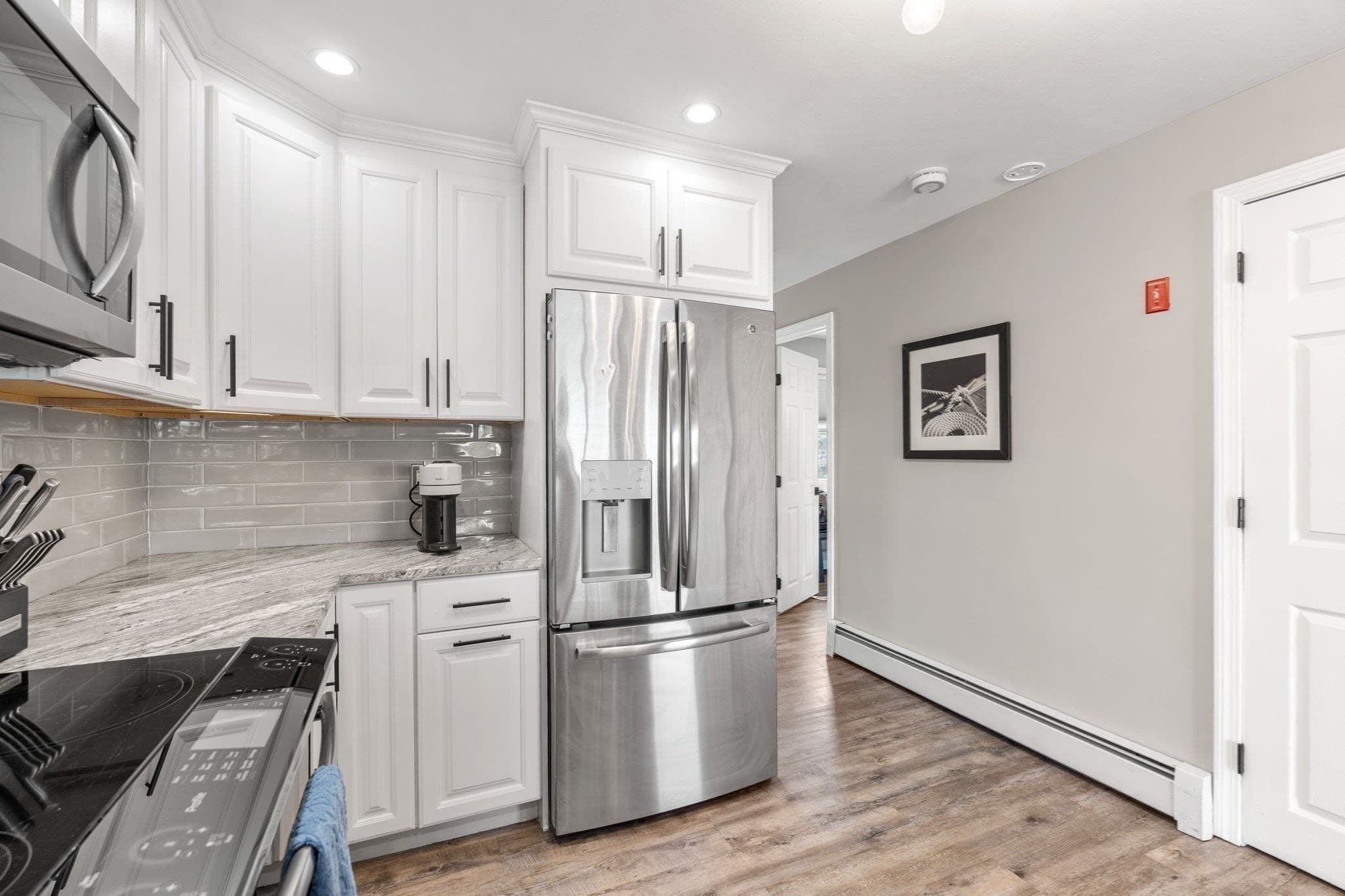 Single Family Residence at 10 Pine Bluff Ave, Merrimac MA 01860, Merrimac, photo 13 of 42