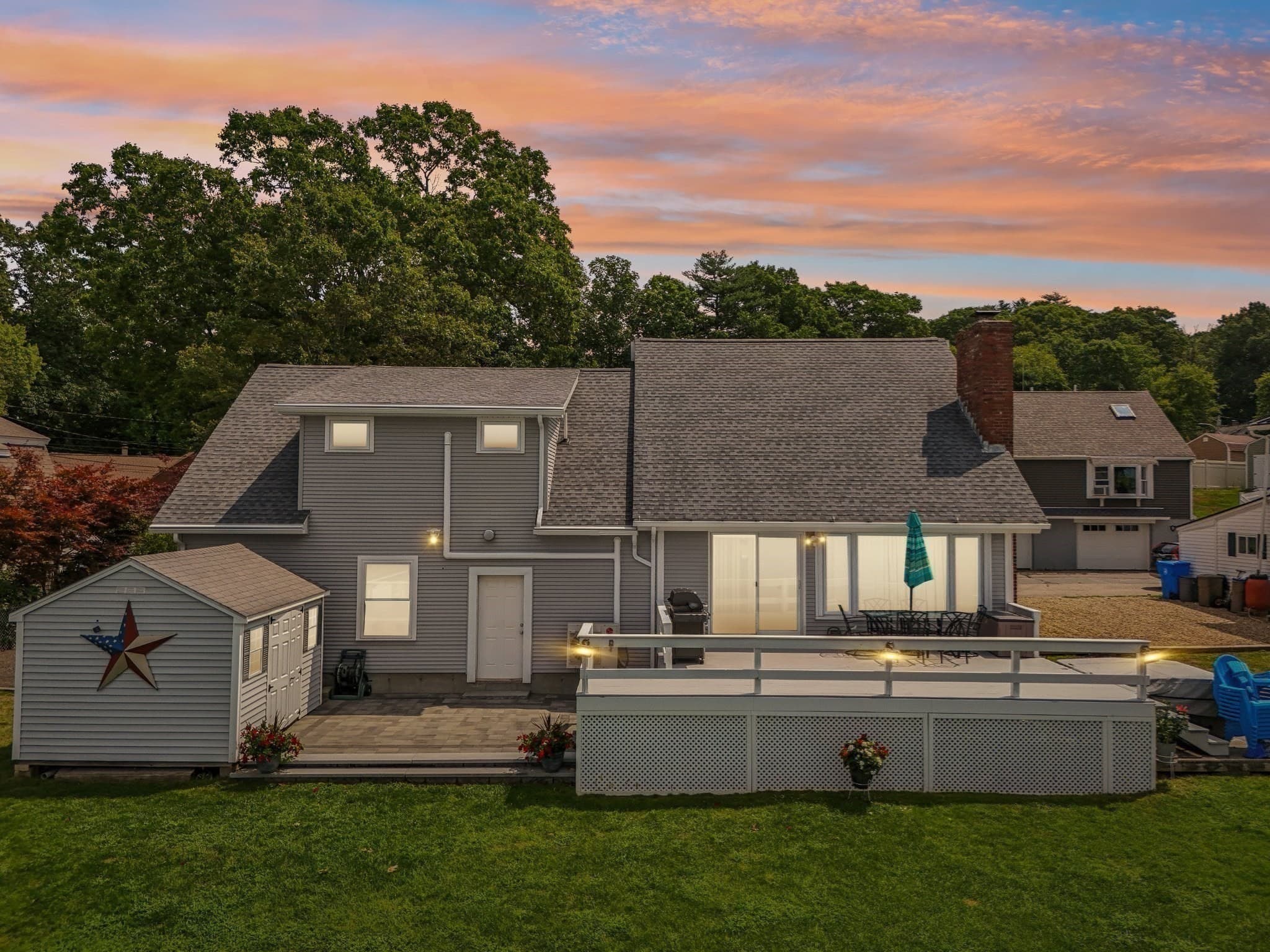 Single Family Residence at 10 Pine Bluff Ave, Merrimac MA 01860, Merrimac, photo 4 of 42
