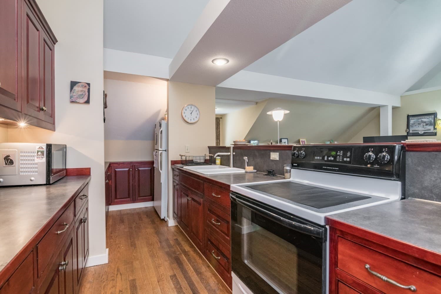 Condominium at 10 N Main St # 5E, Williamsburg MA 01096, photo 13 of 33