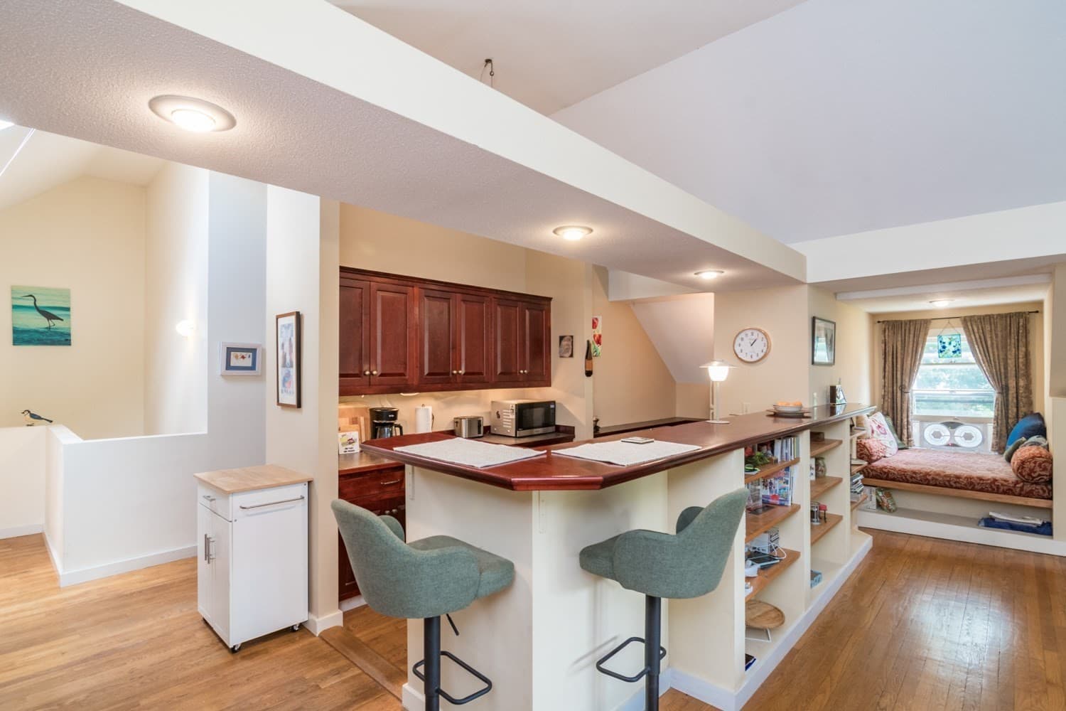 Condominium at 10 N Main St # 5E, Williamsburg MA 01096, photo 11 of 33