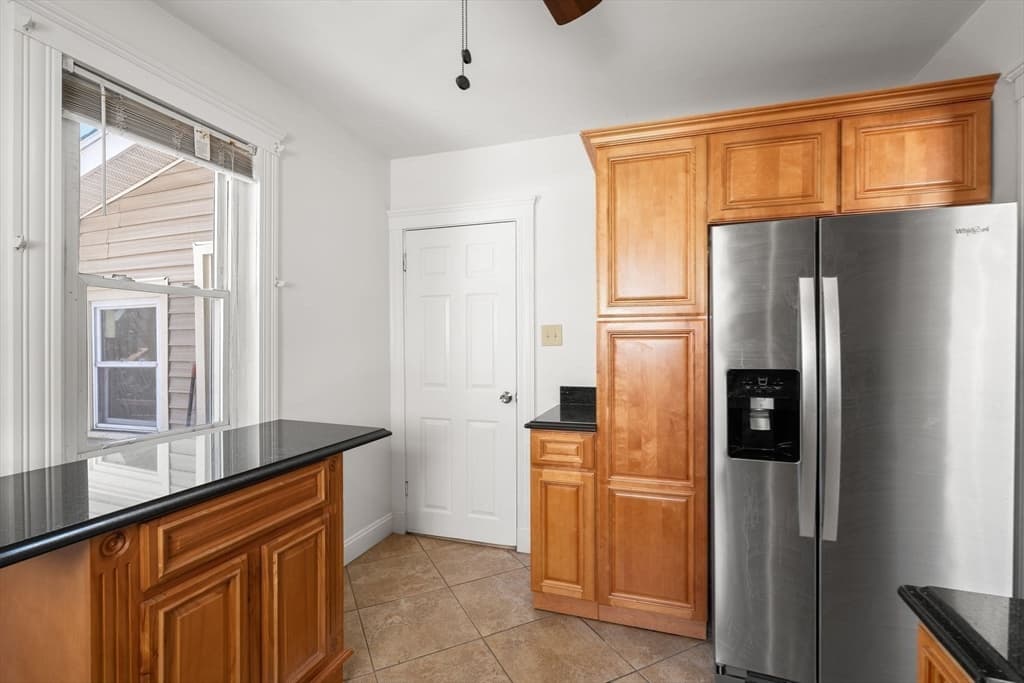 12 Hopewell Rd, Boston MA 02136 photo 9