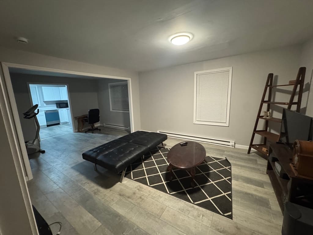 8 Robertson Dr, Shrewsbury MA 01545 photo 3