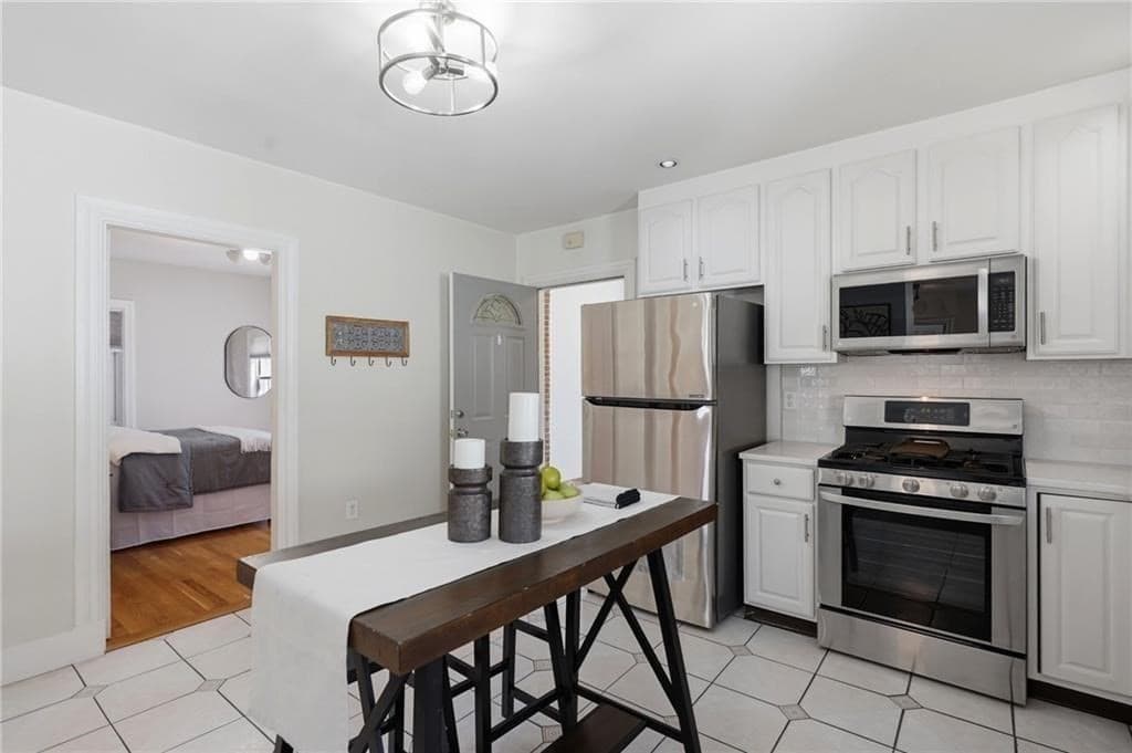 179 Transit St # 2, Providence RI 02906 photo 8