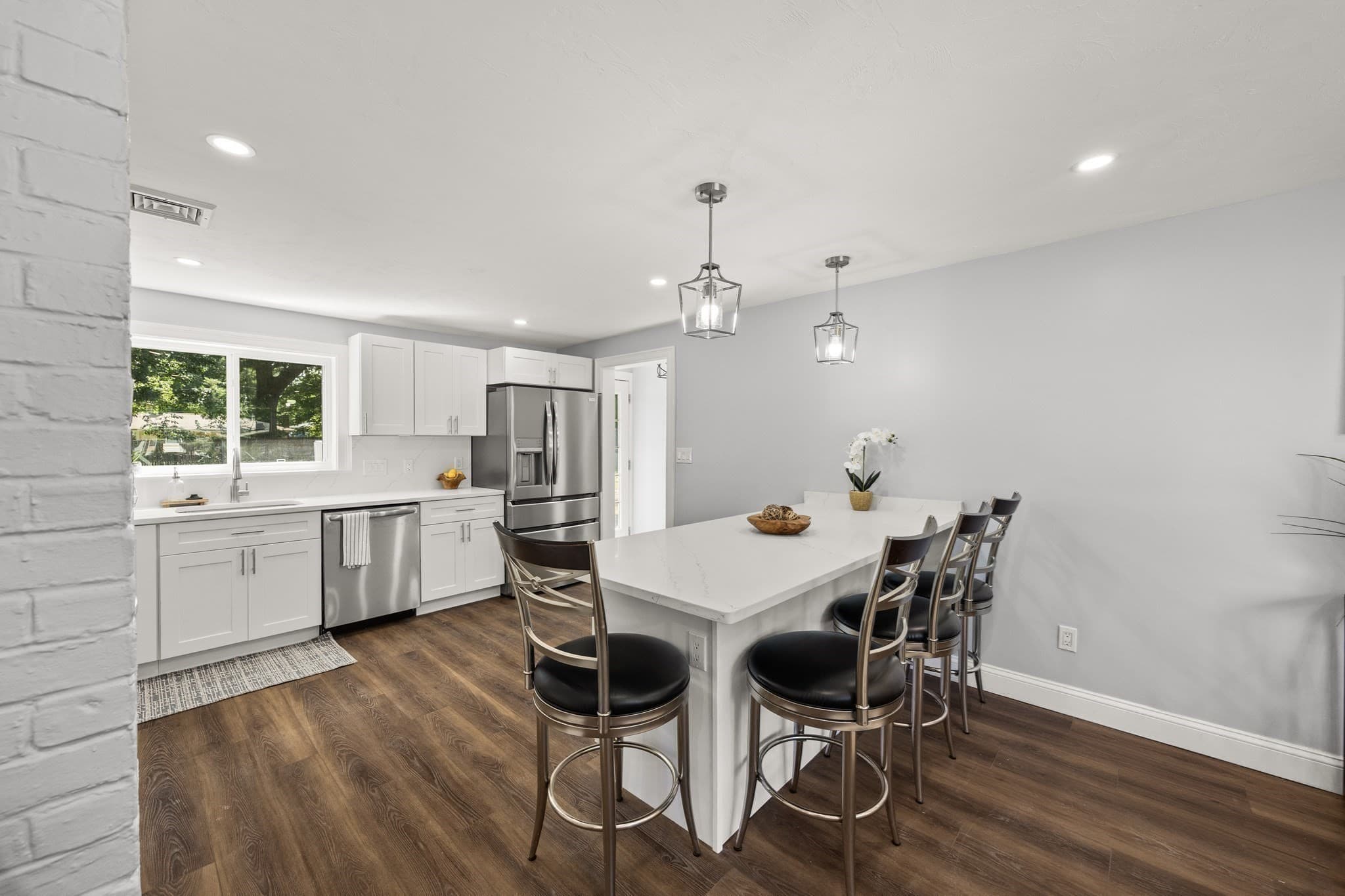 Single Family Residence at 15 Clara Rd, Brockton MA 02302, photo 5 of 38