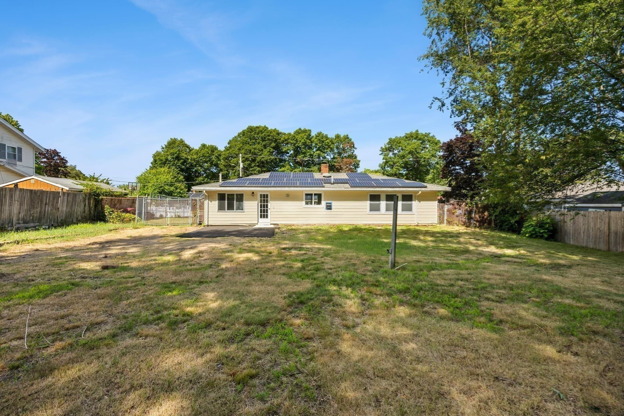 Single Family Residence at 15 Clara Rd, Brockton MA 02302, photo 14 of 38