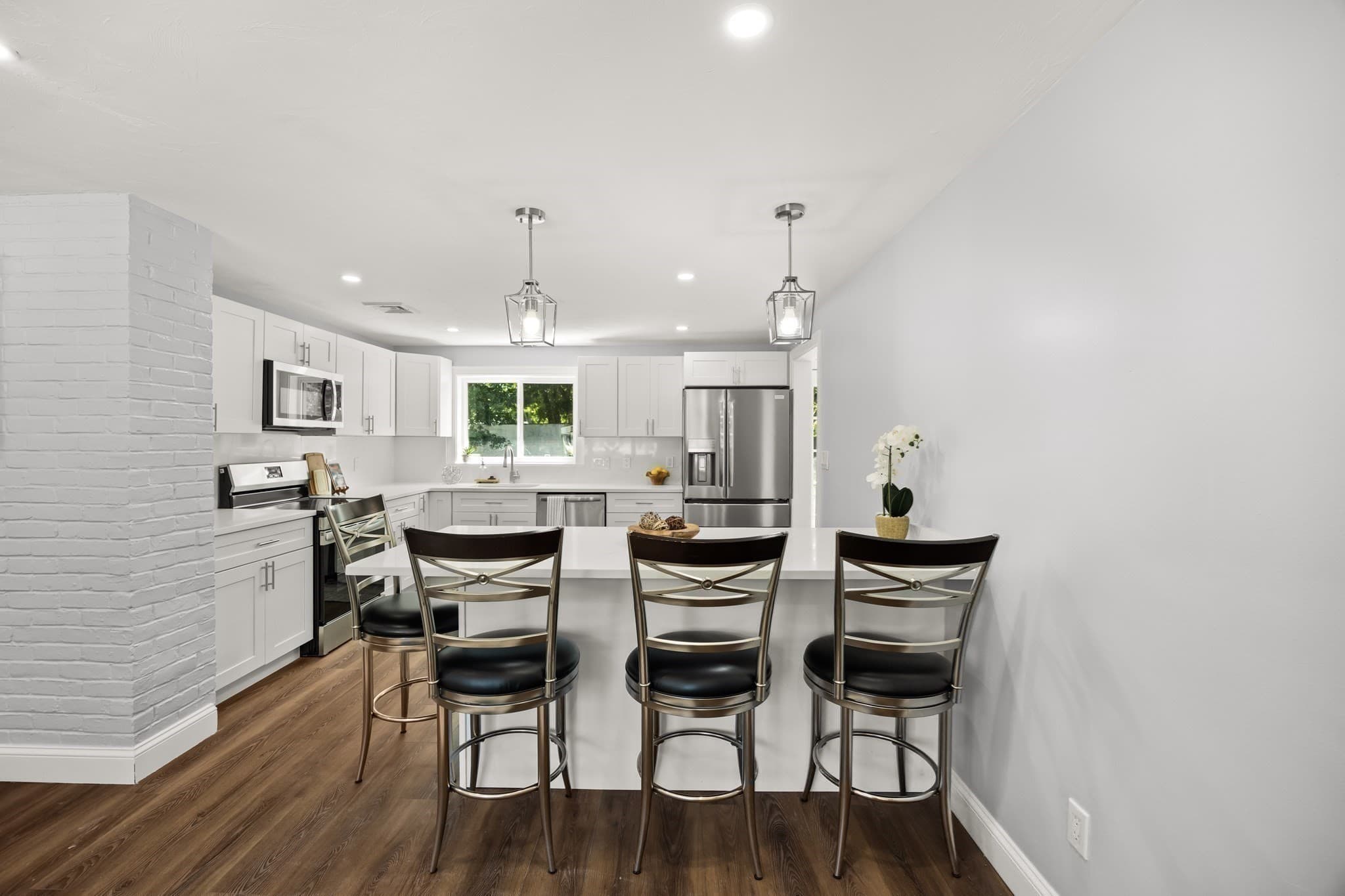 Single Family Residence at 15 Clara Rd, Brockton MA 02302, photo 4 of 38