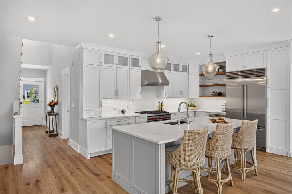 533 Woods Hole Road # B101, Falmouth MA 02543 photo 2
