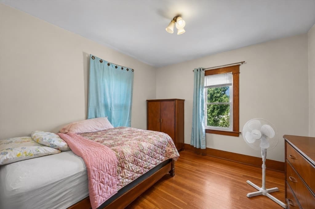 69 Bonner St, Chicopee MA 01013 photo 14