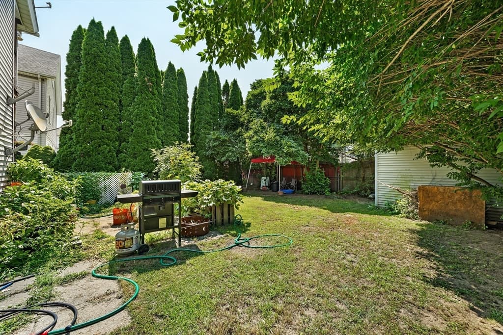 69 Bonner St, Chicopee MA 01013 photo 18