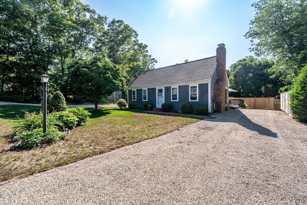 25 Bakers Dr, Harwich MA 02645 photo 2