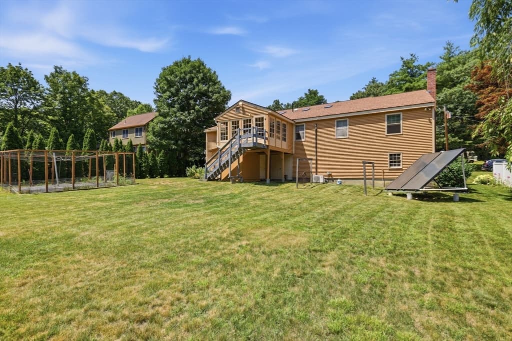 47 Collins Rd, Northborough MA 01532 photo 2