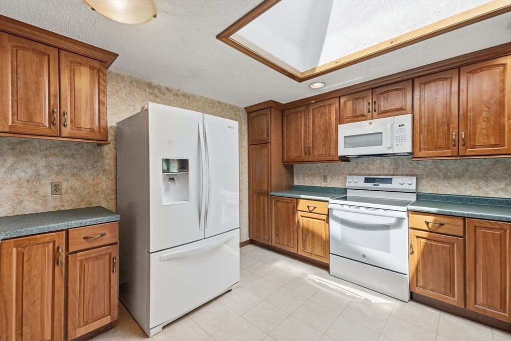 47 Collins Rd, Northborough MA 01532 photo 7