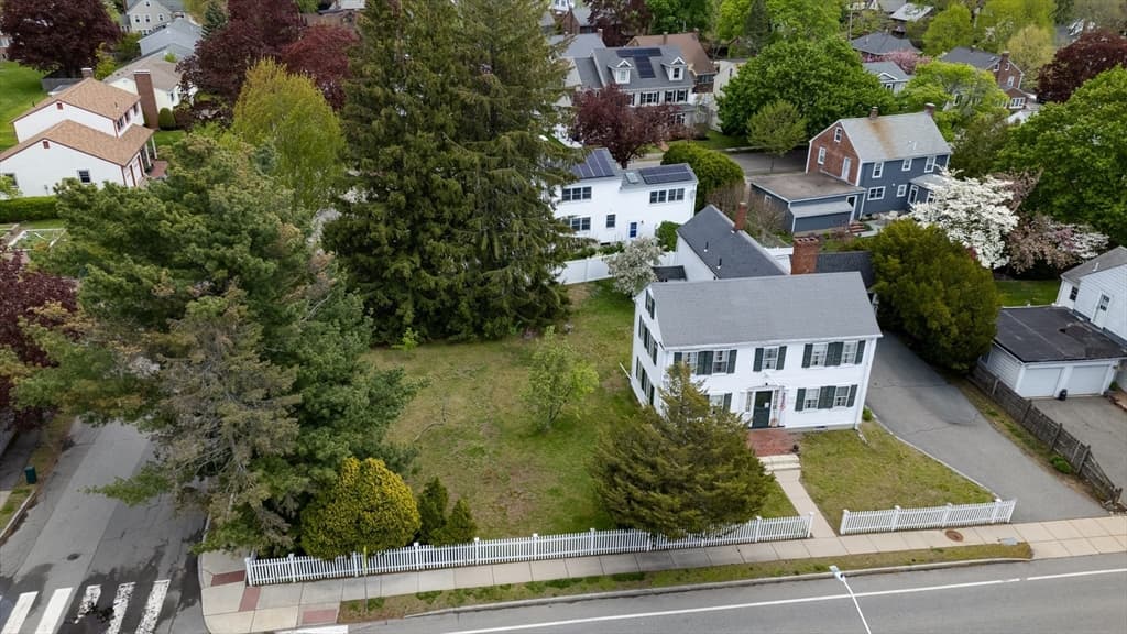 291 Brighton St, Belmont MA 02478