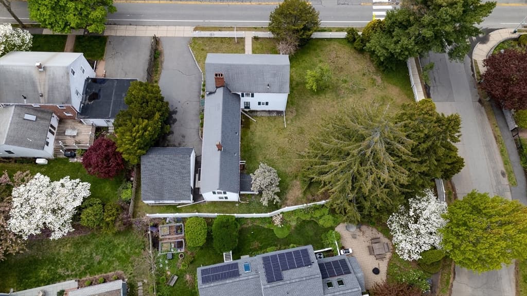 291 Brighton St, Belmont MA 02478 photo 10
