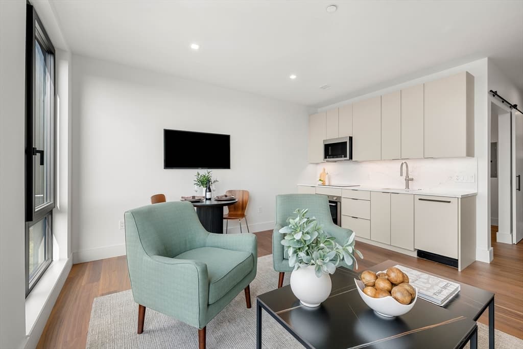 1515 Commonwealth Ave # 504, Boston MA 02135 photo 9