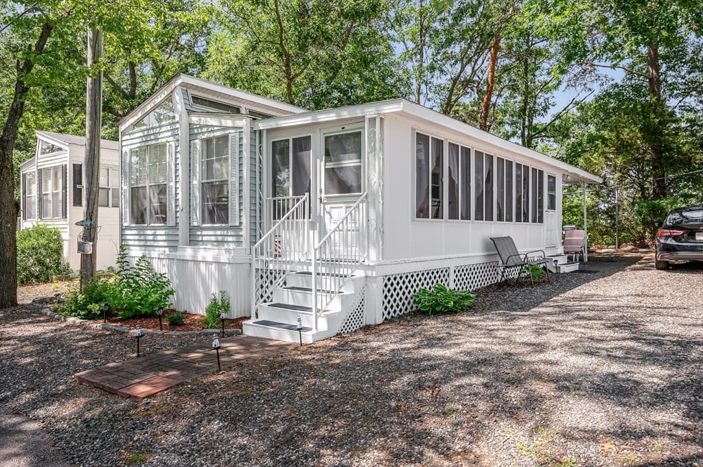 308 Route 286 # 10, Seabrook NH 03874