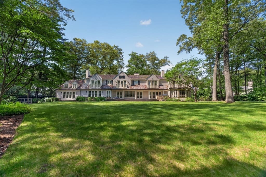 12 Winding River Cir, Wellesley MA 02482 photo 5