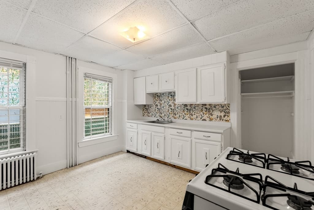 185-187 Lowell Street, Somerville MA 02144 photo 20