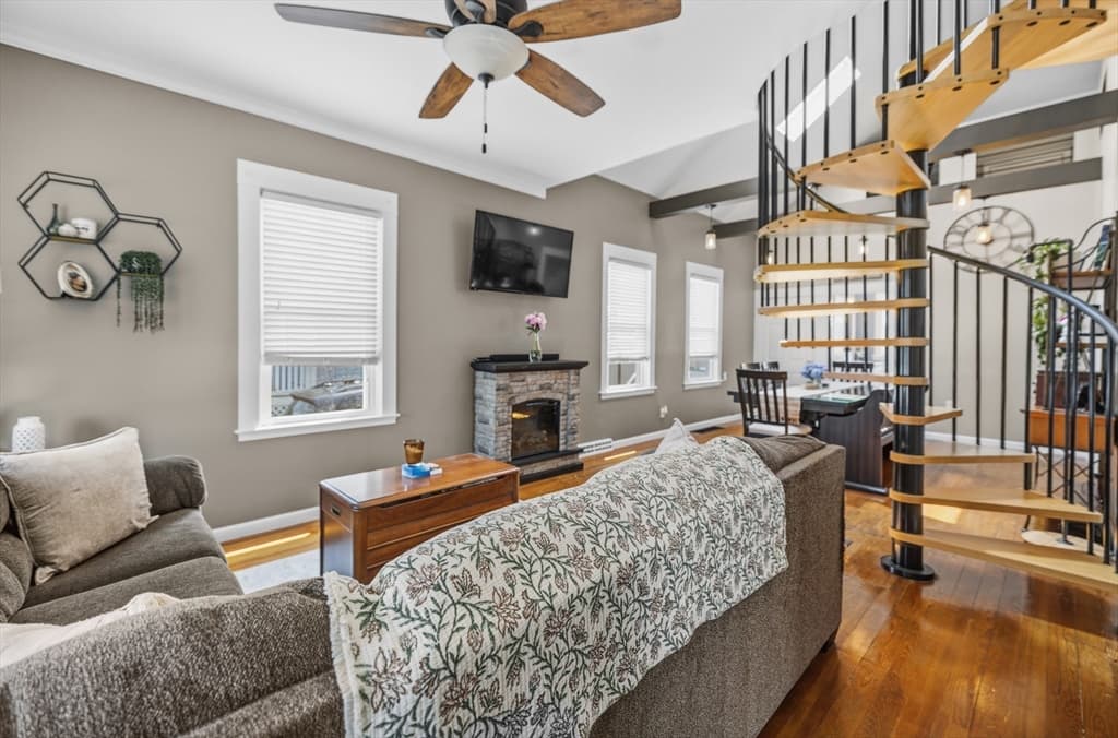 109 Stephen St, Dartmouth MA 02748 photo 13