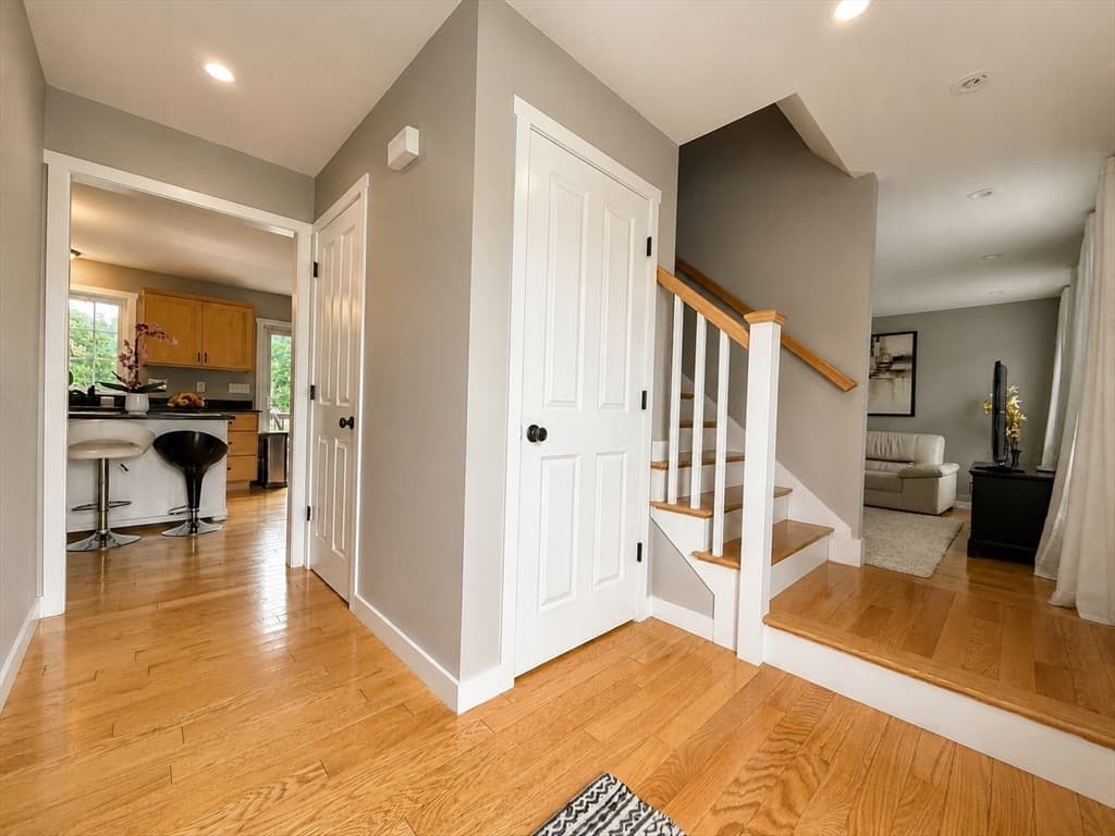 24 Beach St, Milford MA 01757 photo 10