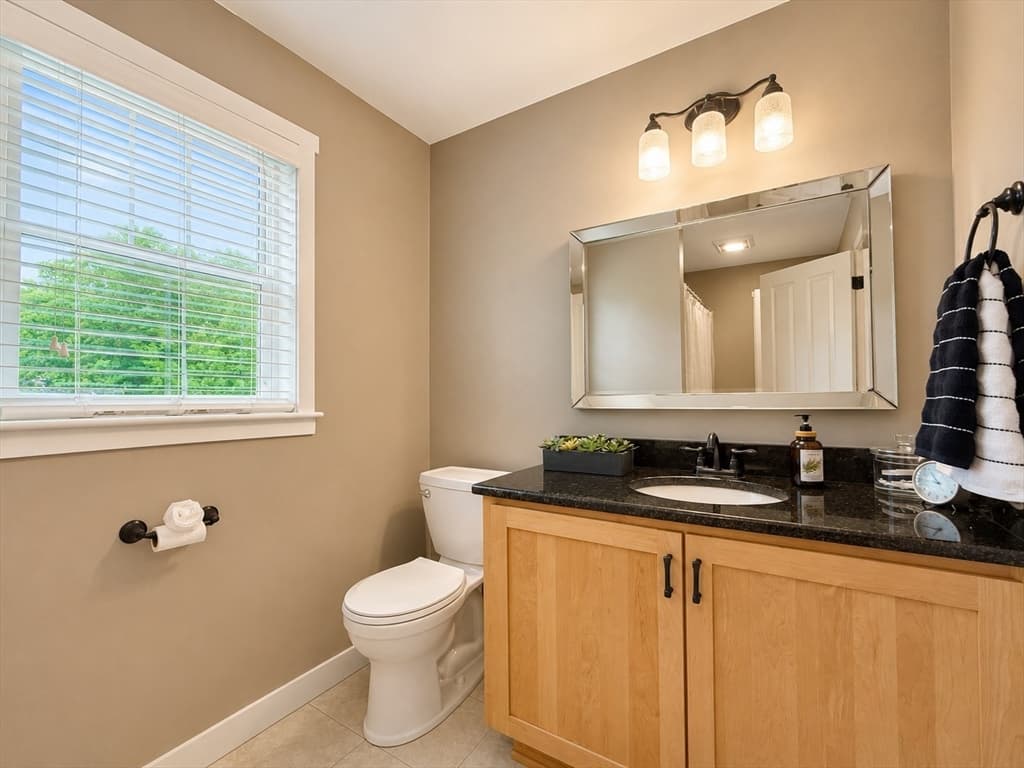 24 Beach St, Milford MA 01757 photo 14