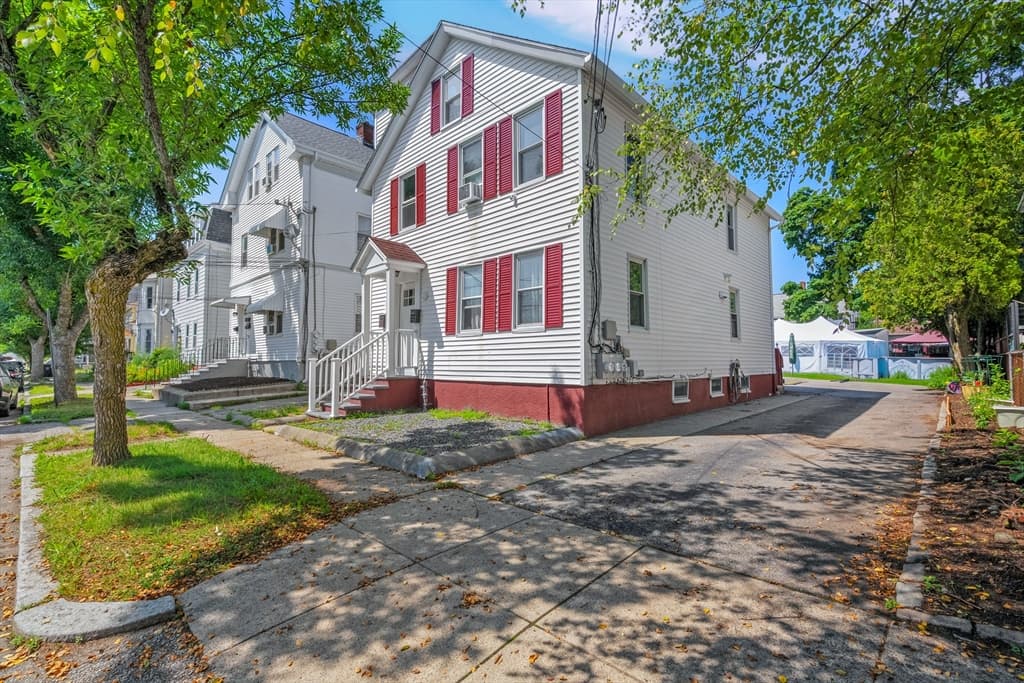 62 Mary Ave, East Providence RI 02914 photo 36