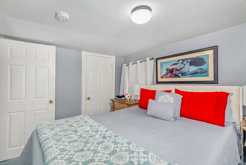 62 Mary Ave, East Providence RI 02914 photo 19