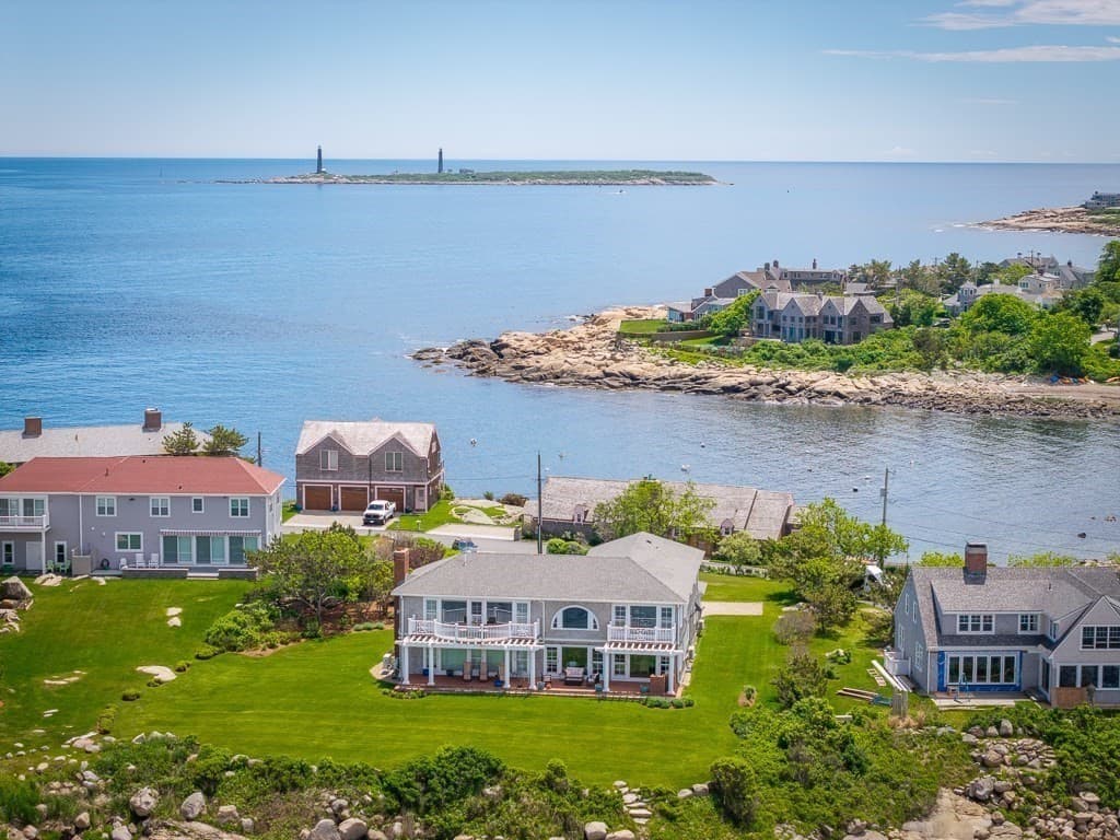 Single Family Residence at 5 Gap Head Rd, Rockport MA 01966, photo 6 of 34