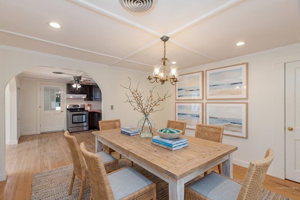 8 Luzitania Ave, Gloucester MA 01930 photo 12