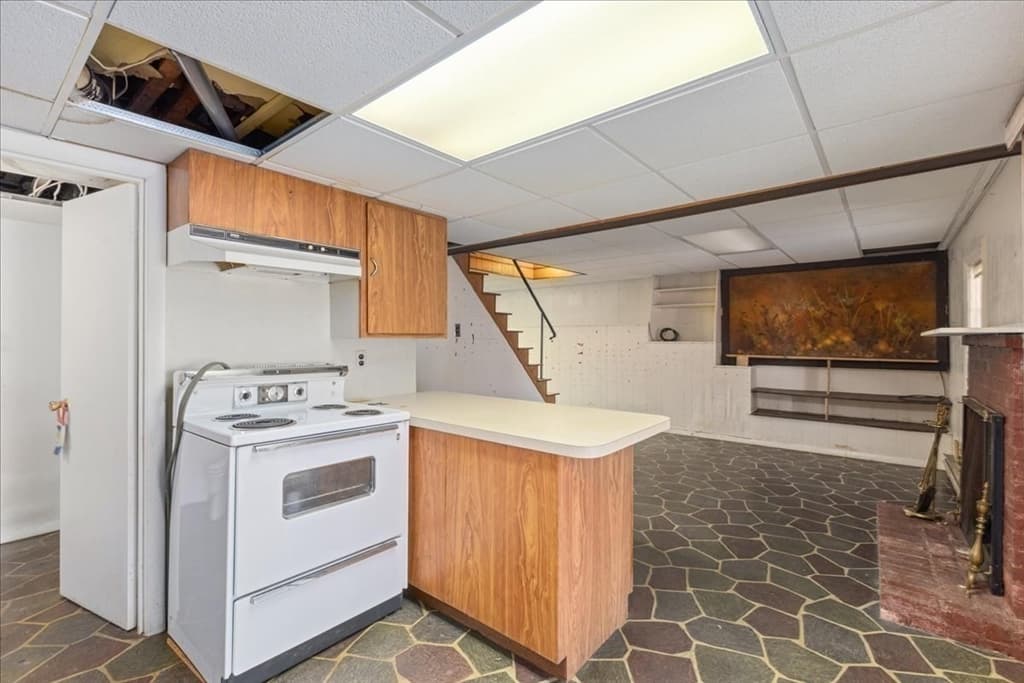 8 Luzitania Ave, Gloucester MA 01930 photo 21