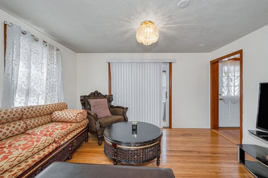 67 Neponset St, Revere MA 02151 photo 4