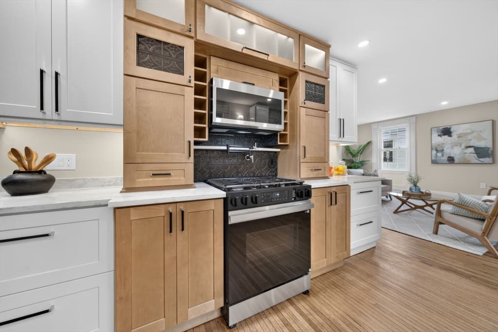 162 High St, Danvers MA 01923 photo 7
